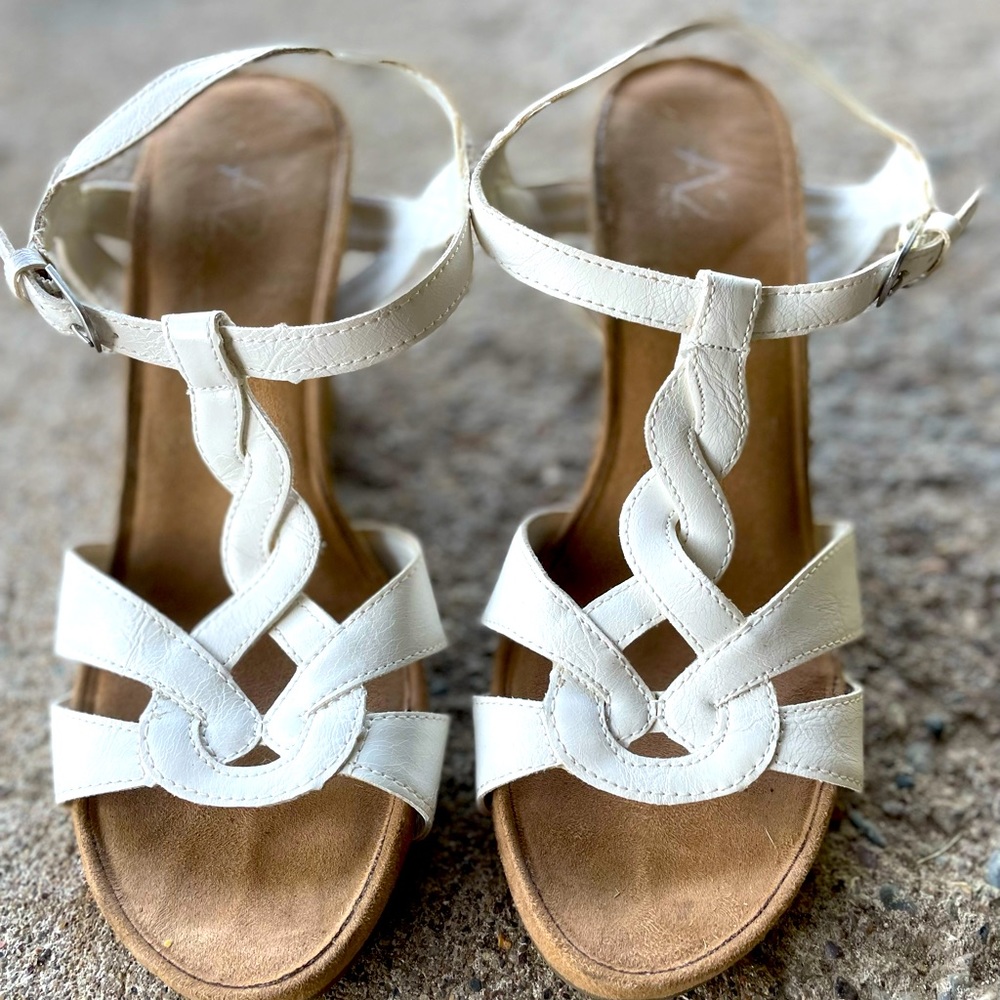 A2 by Aerosoles 7.5 Wedge